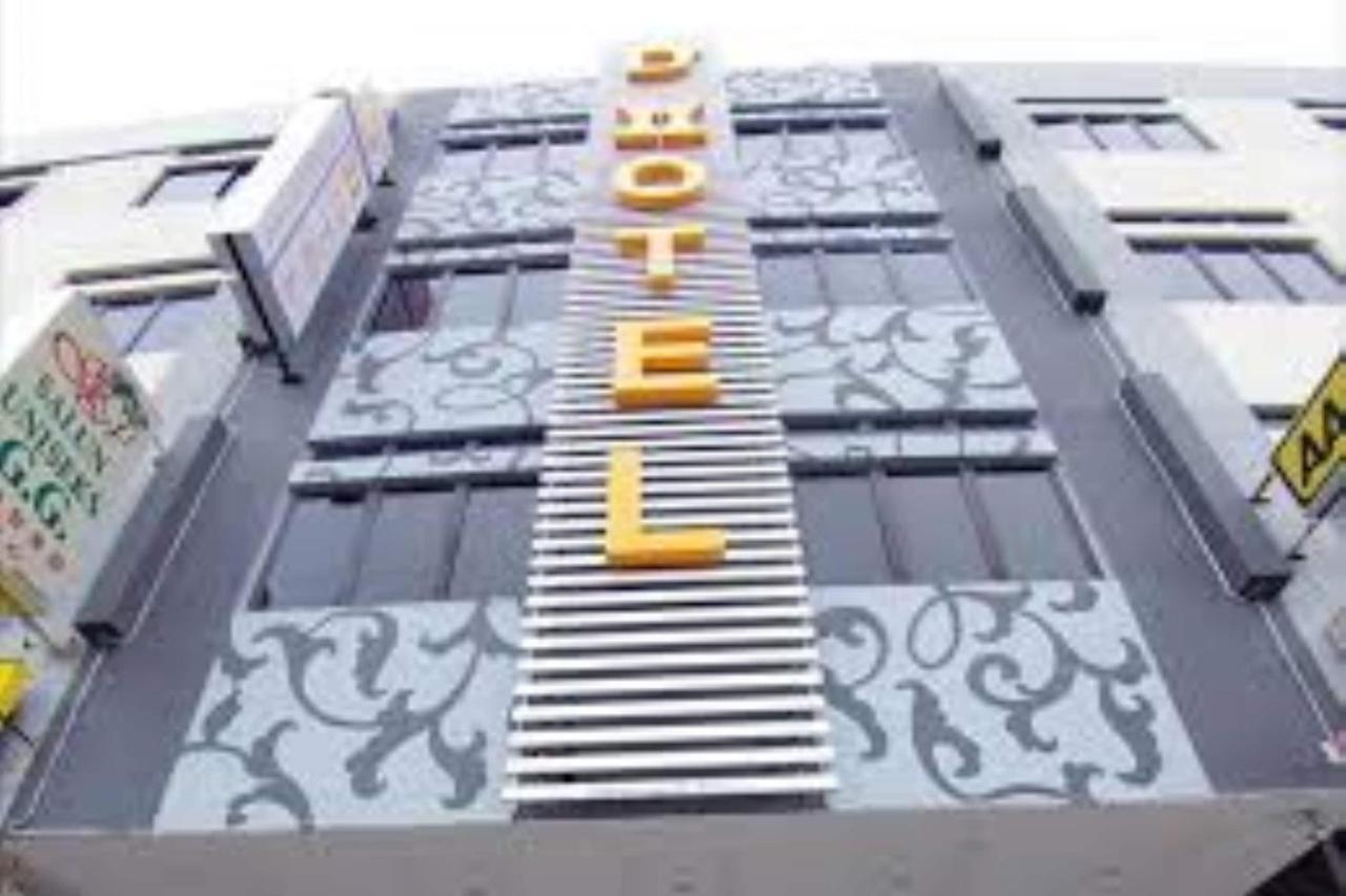 Hotel Zamburger De Melaka Eksteriør bilde
